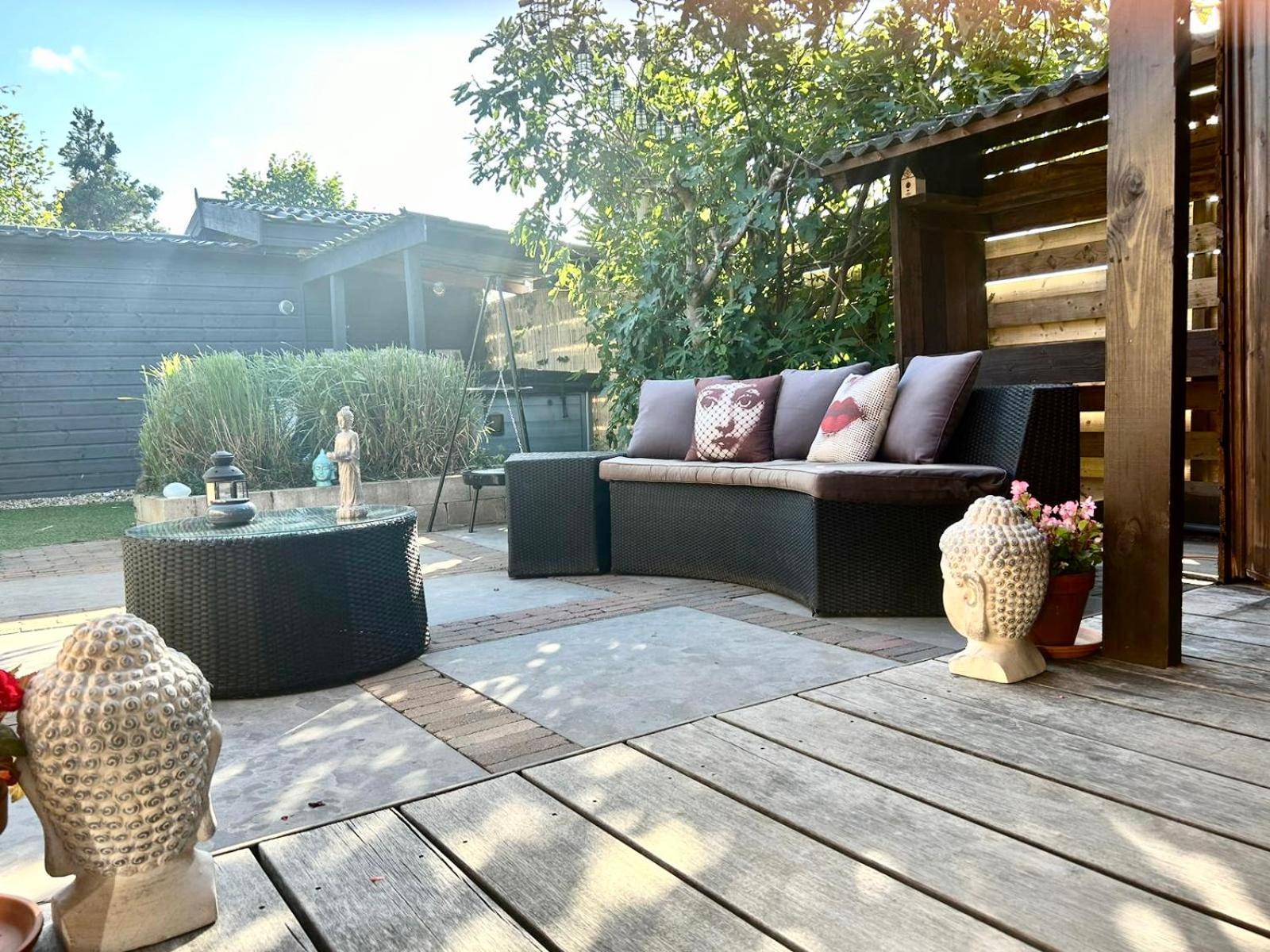 Buddha Style Family House & Jacuzzi & Sauna Near Amsterdam Vijfhuizen Екстериор снимка